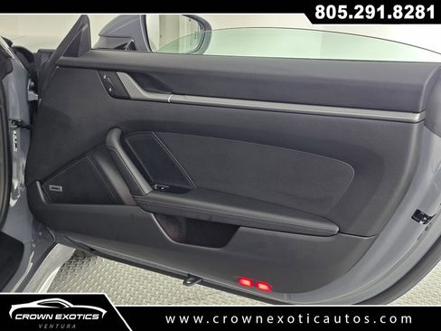 Used 2025 Porsche 911 Carrera w/ Premium Package RWD image 41