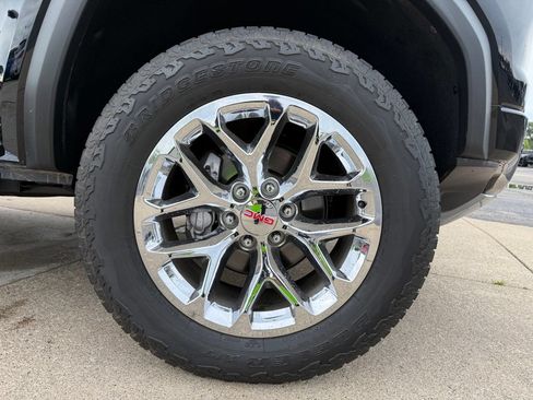 Used 2023 GMC Canyon Denali AWD/4WD image 22