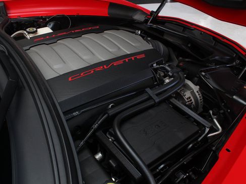 Used 2014 Chevrolet Corvette Stingray Convertible w/ 2LT Preferred Equipment Group RWD image 28
