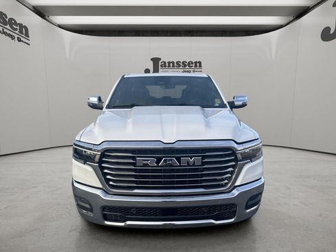 Used 2025 RAM 1500 Laramie AWD/4WD image 7