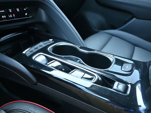 Used 2023 Buick Envision Essence w/ Sport Touring Package image 30