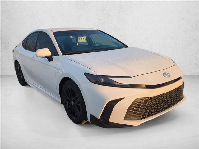 Certified 2026 Toyota Camry SE FWD image 4