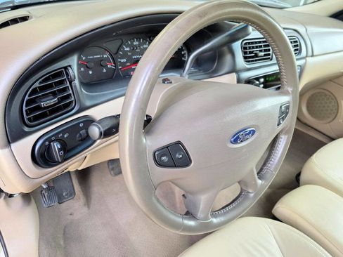 Used 2002 Ford Taurus SEL FWD image 11