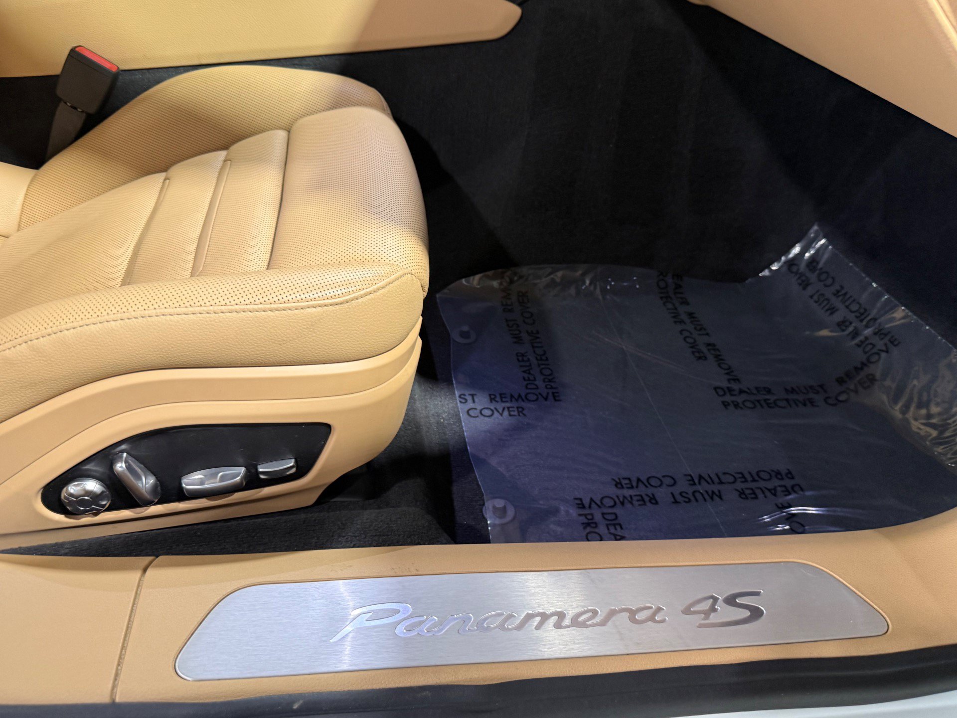 Used 2017 Porsche Panamera 4S AWD/4WD image 52