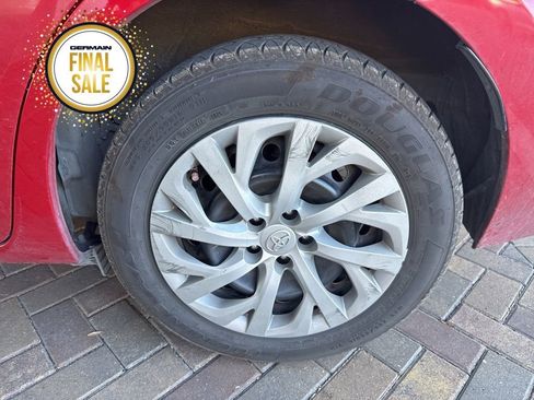 Certified 2017 Toyota Corolla L image 9