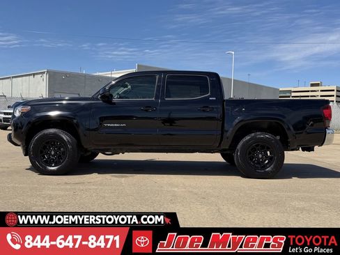 Used 2020 Toyota Tacoma SR5 image 6