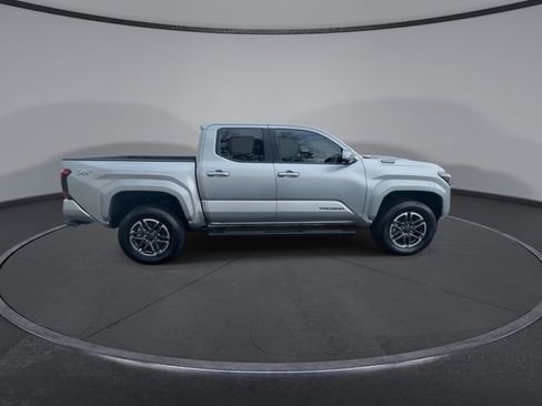 Used 2024 Toyota Tacoma TRD Sport image 18