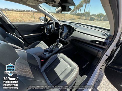 Used 2024 Subaru Crosstrek 2.5i Limited w/ Crosstrek Mirror Package AWD/4WD image 31