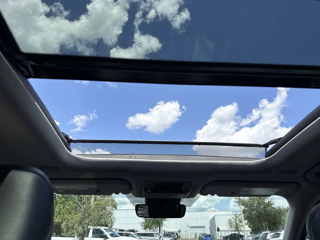 Used 2025 Toyota Grand Highlander FWD image 20