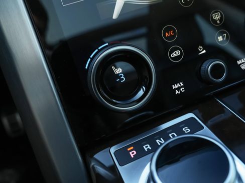 Used 2021 Land Rover Range Rover Westminster Edition image 17