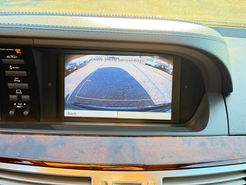 Used 2011 Mercedes-Benz S 550 4MATIC image 59