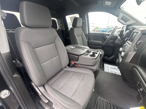 Used 2023 GMC Sierra 1500 Pro w/ Graphite Edition AWD/4WD image 16