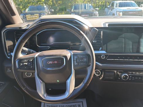 Used 2024 GMC Sierra 1500 SLT AWD/4WD image 13