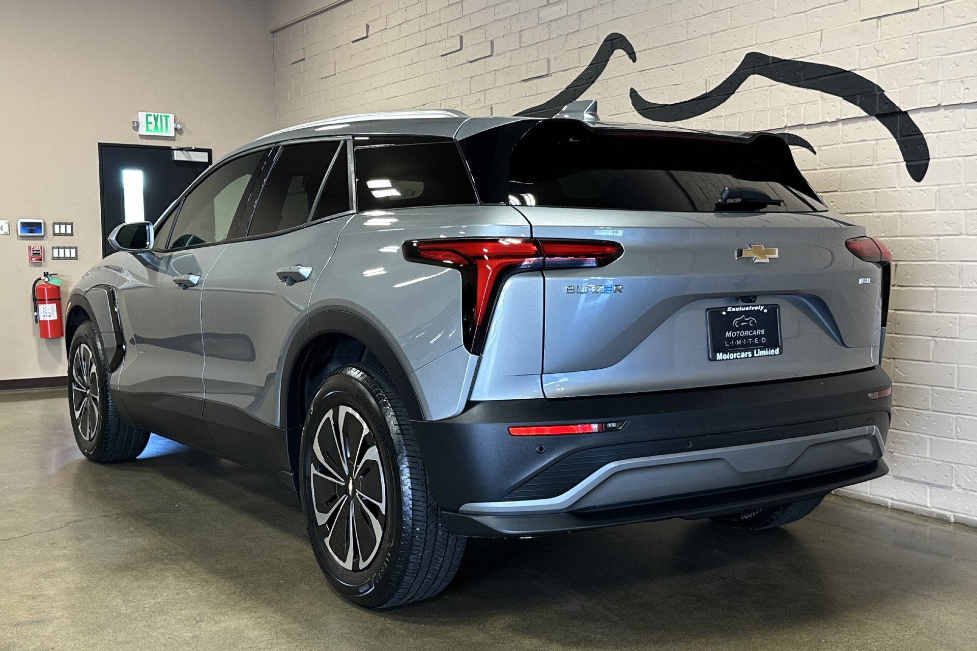 Used 2024 Chevrolet Blazer EV LT AWD/4WD image 7