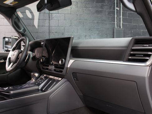 Used 2024 Lexus GX 550 AWD/4WD image 51