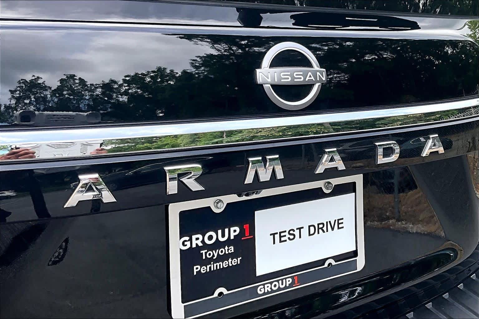 Used 2024 Nissan Armada Platinum w/ Captain's Chairs Package RWD image 31