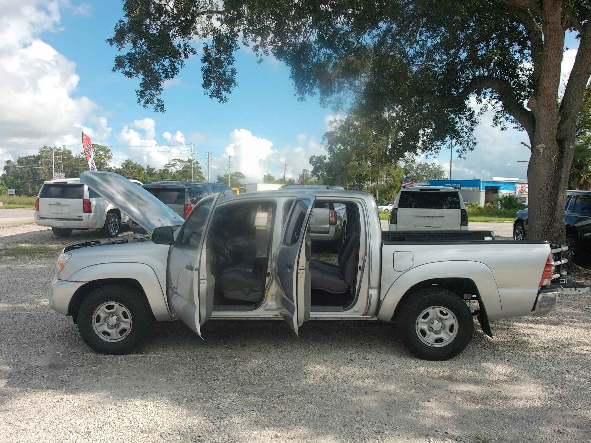 Used 2012 Toyota Tacoma 2WD Double Cab w/ SR5 Pkg image 9