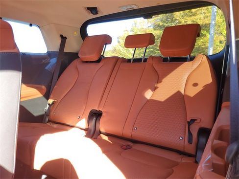 New 2026 Kia Carnival SX Prestige image 9