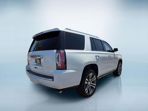 Used 2019 GMC Yukon Denali w/ Denali Ultimate Package AWD/4WD image 4