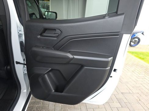 Used 2024 Chevrolet Colorado Trail Boss image 12