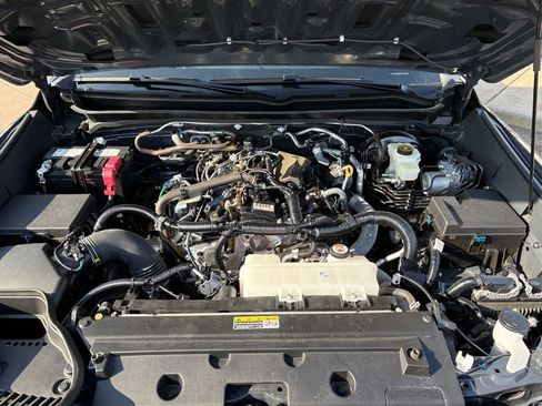 Certified 2024 Toyota Tacoma SR5 image 7