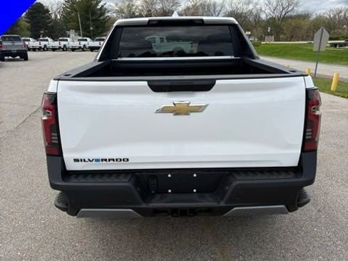 New 2026 Chevrolet Silverado EV LT AWD/4WD image 5