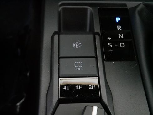 Certified 2025 Toyota 4Runner TRD Sport image 29