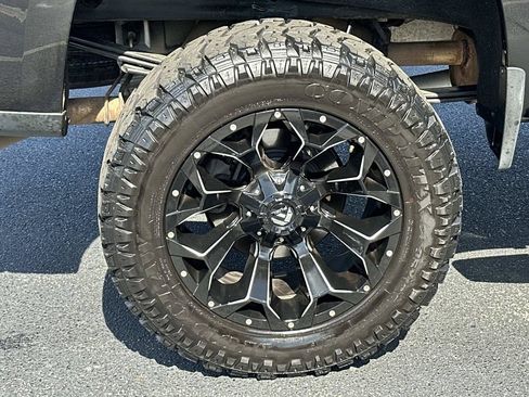 Used 2021 Chevrolet Silverado 1500 LT w/ Bed Protection Package AWD/4WD image 9