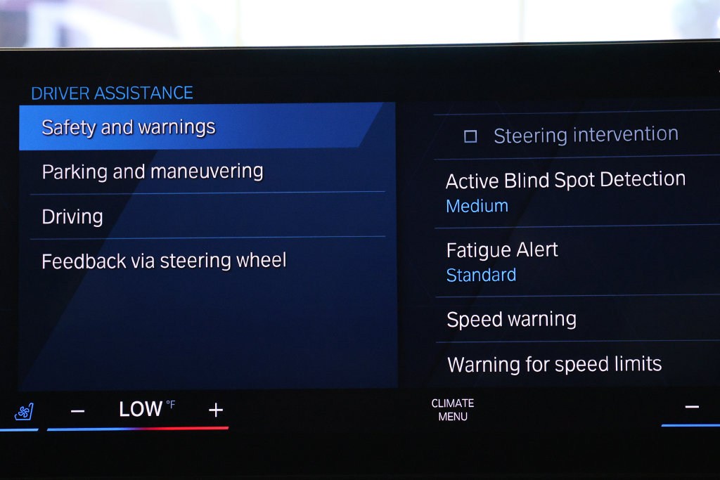 Used 2024 BMW M4 xDrive Competition w/ Parking Assistance Package AWD/4WD image 32