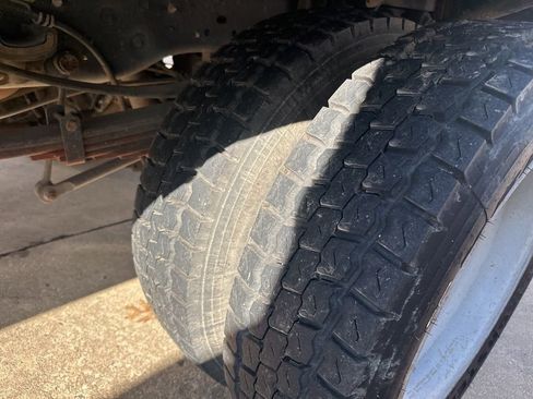 Used 2016 Ford F550 4x4 Crew Cab Super Duty image 28