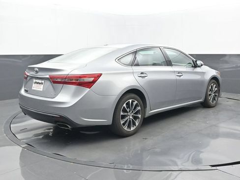 Used 2016 Toyota Avalon XLE FWD image 6