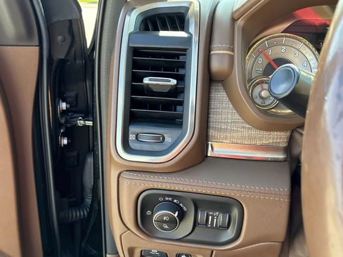 Used 2019 RAM 1500 Limited RWD image 18
