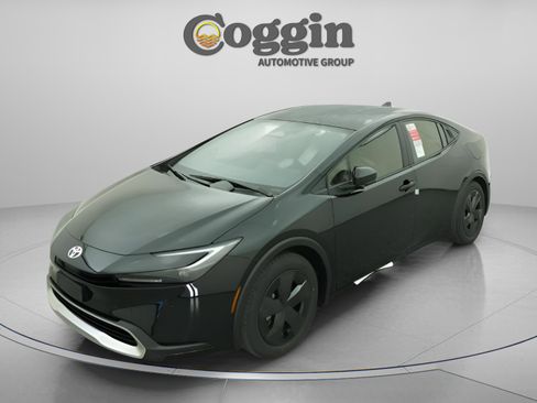 New 2026 Toyota Prius Plug-In Hybrid image 33