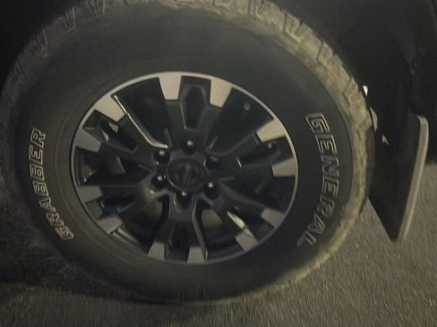 Certified 2021 Nissan Titan PRO-4X w/ Pro-4x Convenience Package image 14