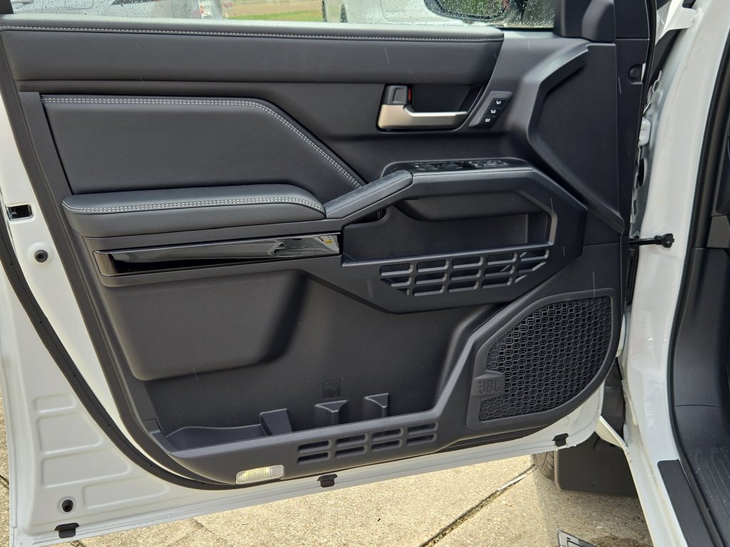 Used 2026 Toyota 4Runner Limited RWD image 12