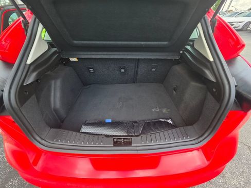 Used 2016 Ford Focus SE FWD image 6