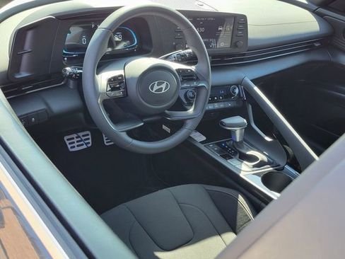 New 2026 Hyundai Elantra SEL Sport Premium image 3
