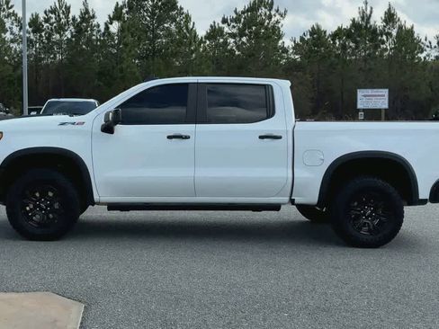 Used 2023 Chevrolet Silverado 1500 ZR2 w/ Technology Package image 5