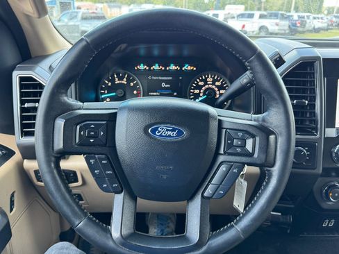 Used 2020 Ford F150 XLT w/ Equipment Group 302A Luxury AWD/4WD image 30