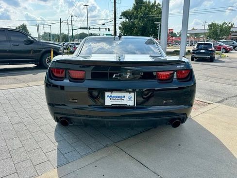 Used 2010 Chevrolet Camaro SS RWD image 6