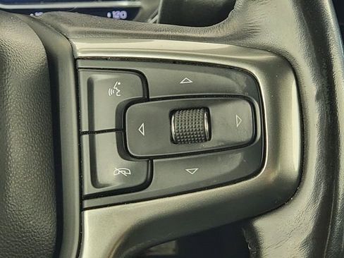 Used 2022 Chevrolet Silverado 1500 LT AWD/4WD image 26