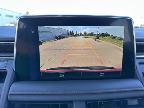 Used 2023 Chevrolet Tahoe RST AWD/4WD image 15