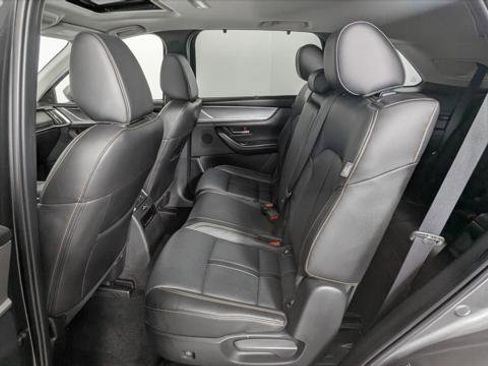 Used 2024 MAZDA CX-90 3.3 Turbo w/ Preferred Plus image 18