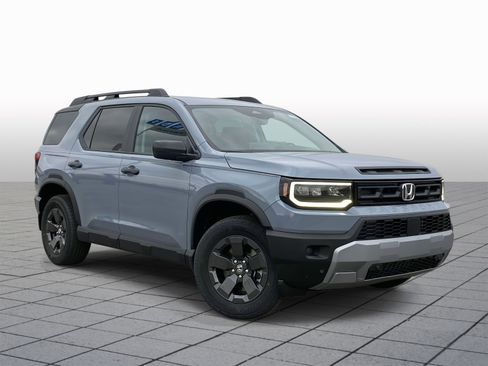New 2025 Honda Pilot TrailSport image 1