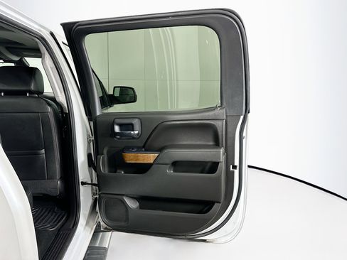 Used 2016 Chevrolet Silverado 1500 LTZ w/ LTZ Plus Package image 28