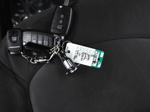 Used 2015 Kia Soul image 22