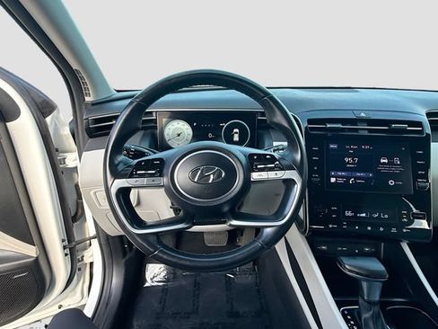 Certified 2022 Hyundai Tucson SEL w/ Convenience + Premium Package FWD image 11