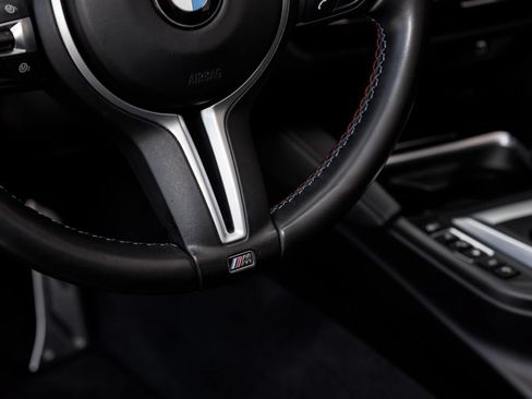 Used 2020 BMW M4 Convertible w/ Competition Package RWD image 48