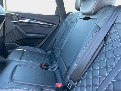 Used 2023 Audi SQ5 Premium Plus w/ Premium Plus Package image 13