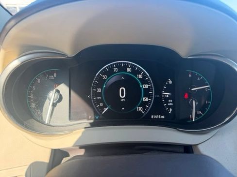 Used 2015 Buick LaCrosse FWD image 17
